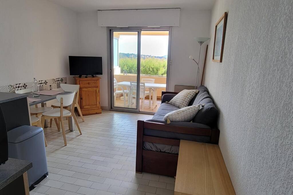 T2 Vue Mer Dans Residence Calme / T2 Sea View In A Quiet Residence Bandol Esterno foto